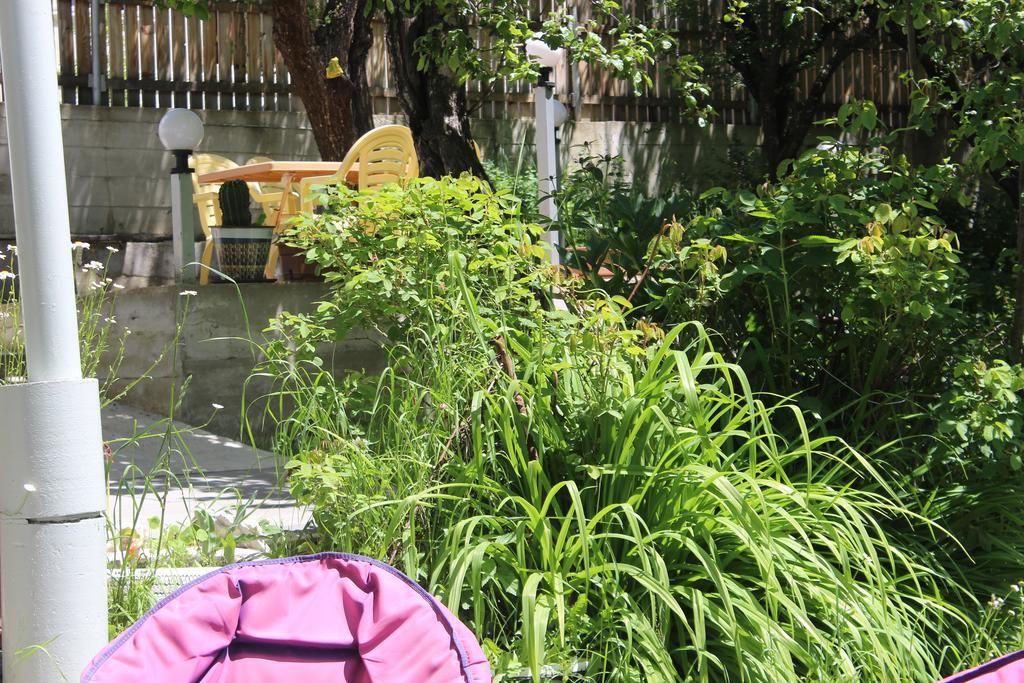Villa Gabliani Mestia Esterno foto