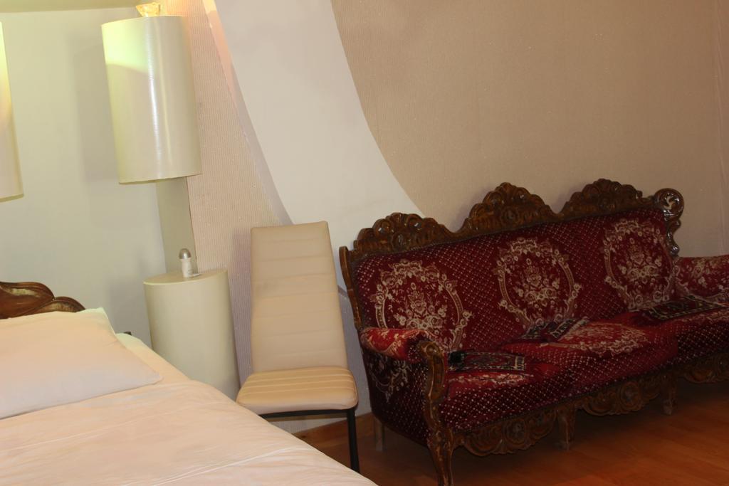Villa Gabliani Mestia Esterno foto